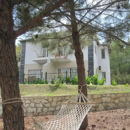 ヴィラ Villas *