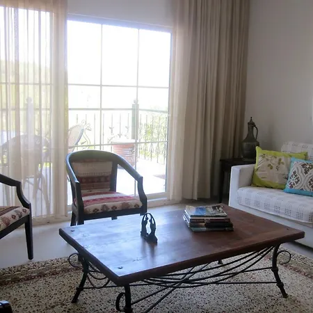 Villas Villa *